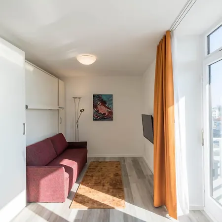 Huber Living Single 201 Apartment *